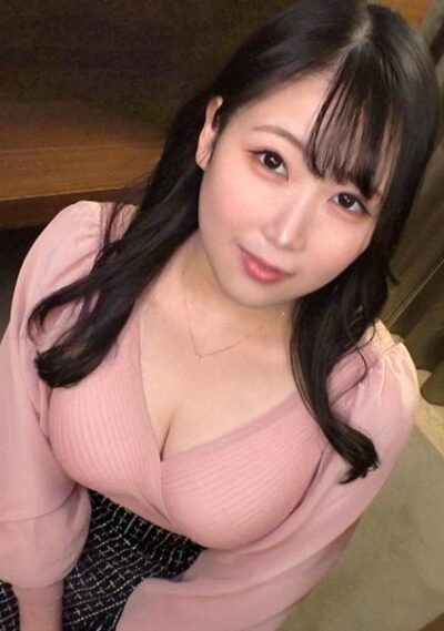 SIRO-5098 นักแสดงใหม่ เล่นเนื้อหาสัมภาษณ์เขย่าตัวและให้สั่นหน้าอกจูบอย่างลึกซึ้ง